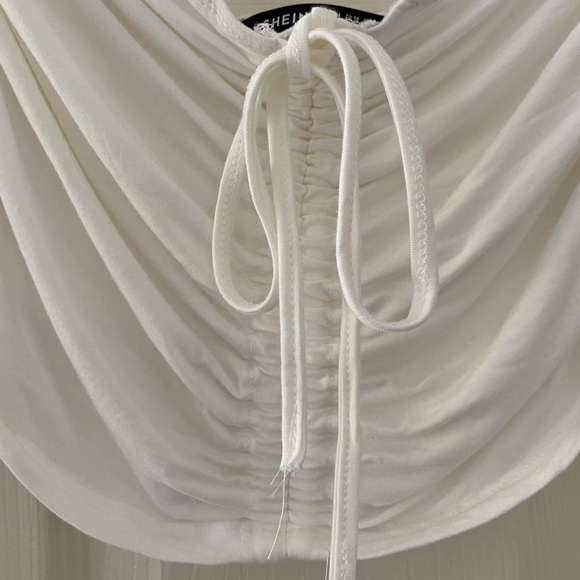 Ruched off the shoulder crop top - Picture 3 of 5